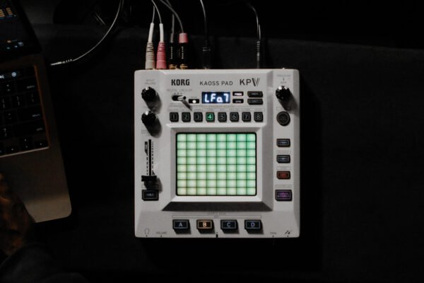 Korg KAOSS Pad V – DJ-Effektprozessor und Sampler
