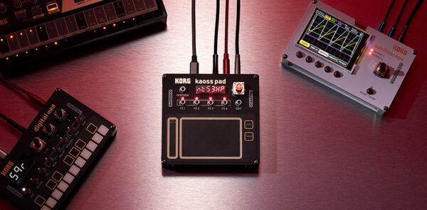 Korg NTS-3 Kaoss Pad Kit – Berührungsempfindlicher Effektprozessor zum Selbstzusammenbauen