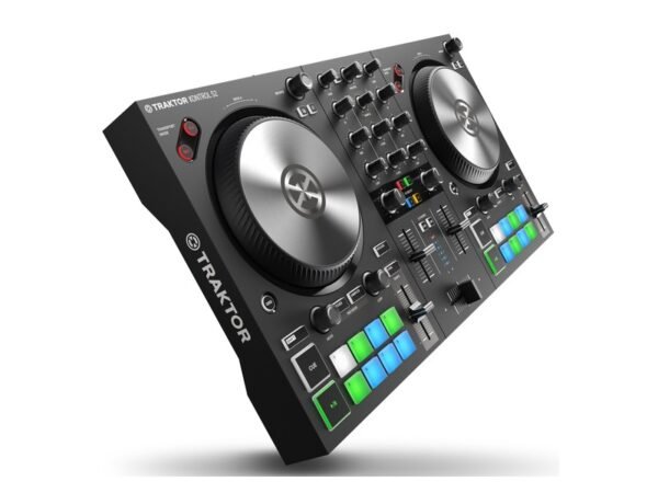 Native Instruments Traktor Kontrol S2 MK3 – contrôleurs dj